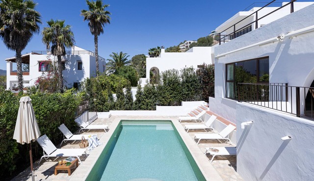 Stuning views´s villa with pool close to beach and Ibiza