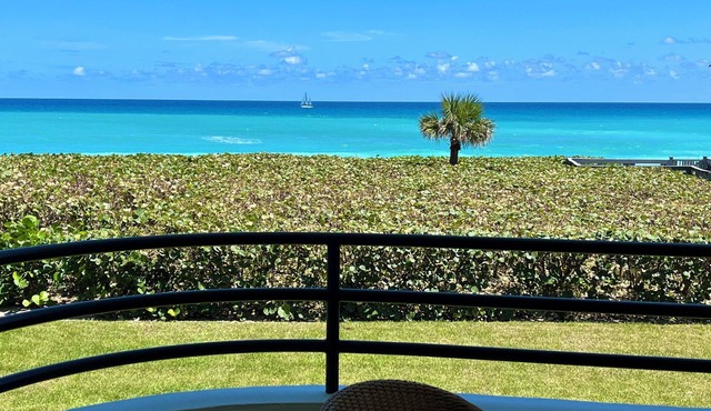 STUNNING 2 BEDROOM 2 BATH DIRECT OCEANFRONT BEACHFRONT! 10 DAY RENTAL MINIMUM