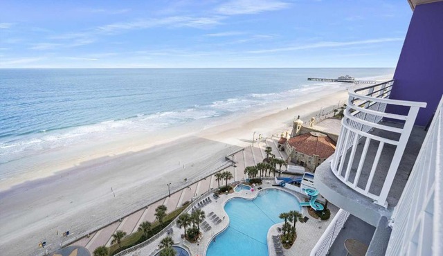 Stunning 2BR Oceanfront Beach Villa - 3 Balconies
