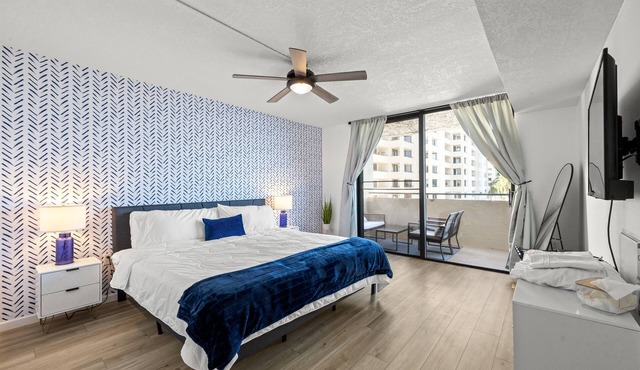Stunning 3/2, Waterfront, sleeps up to 7,#211