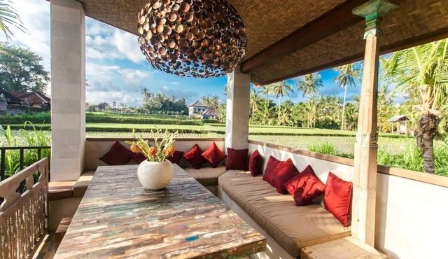 Stunning 3 bed Villa with private pool