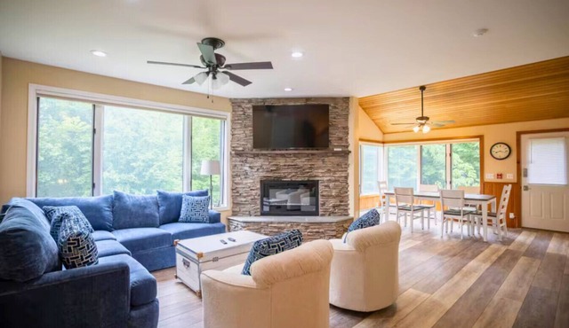 Stunning 3-Story Executive Suite | Smugglers' Notch
