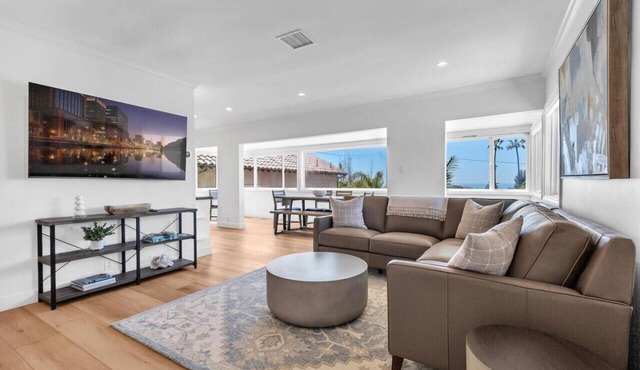 Stunning 3BR Capo Beach Home with Ocean Views