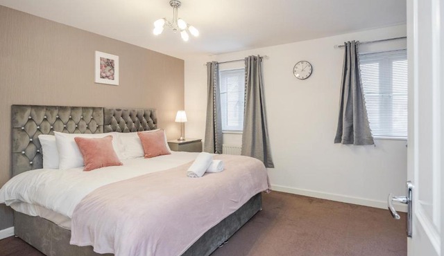 Stunning 3BR house in Basildon
