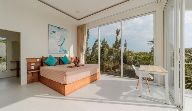 Stunning 3BR Villa & Breathtaking 180° Sea View