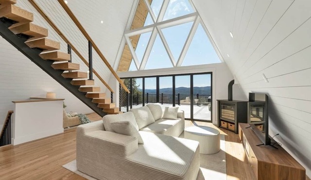 Stunning A-Frame w/Hot Tub · Mtn View · Sleeps 13