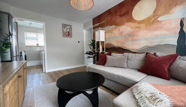 Stunning and Peaceful 2 bed Flat 10 mins from Stansted Airport