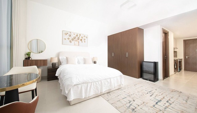 Stunning Beachfront Studio in Blue Bay Walk
