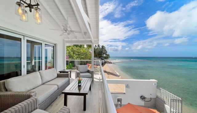 Stunning Beachfront Villa with Plunge Pool - Westshore