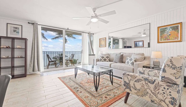 Stunning Beachfront Condo w/Pool & Gym Access