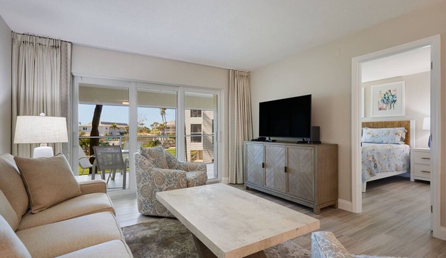 Stunning Beachfront Residence at The Sanibel Inn- Resort Amenities Included!