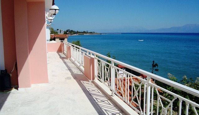 Stunning Beachfront Villa on the Gulf of Corinth