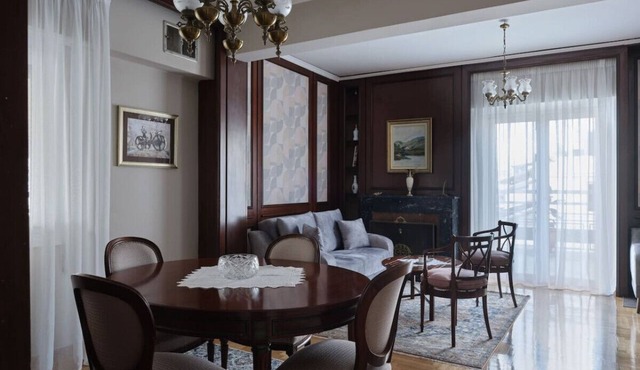 Stunning-Classical Penthouse