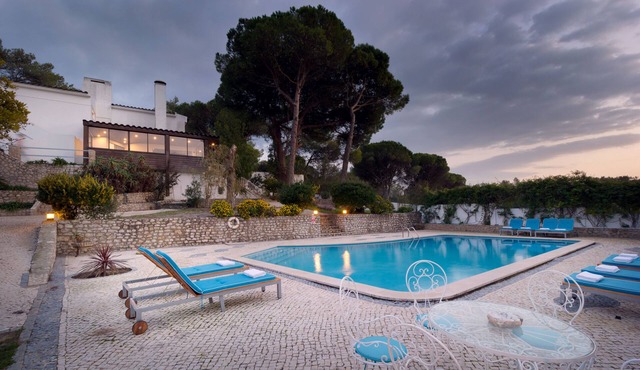Stunning deluxe villa on large piece of land with sea and lisbon/troia views
