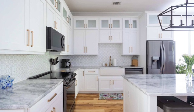 Stunning Downtown 3BD-2.5BA Home| Near Forsyth Pk