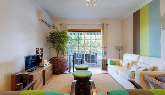 Stunning & elegant two bdr near the Pine Cliffs