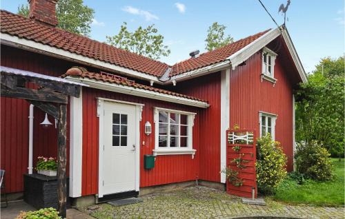 Stunning Home In Eidsberg With Kitchen