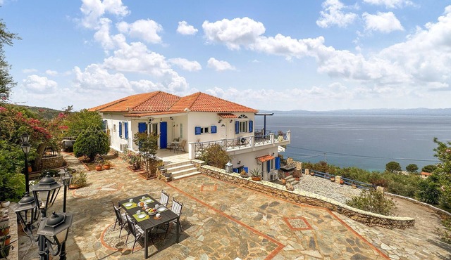Stunning home in Mantineia Messinia