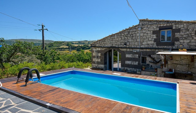 Stunning home in Monterosso Almo