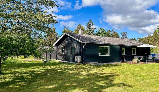 Stunning home in Bindslev with WiFi