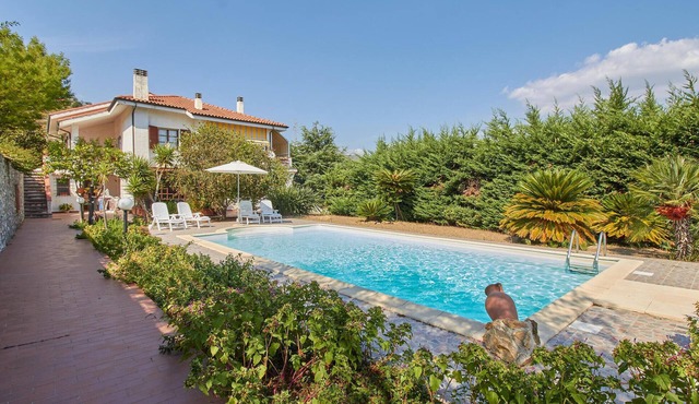 Stunning home in Imperia -IM-