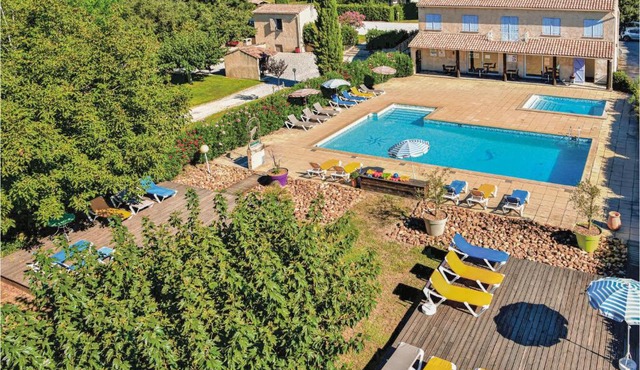 Stunning Home In Raphèle-Lès-Arles