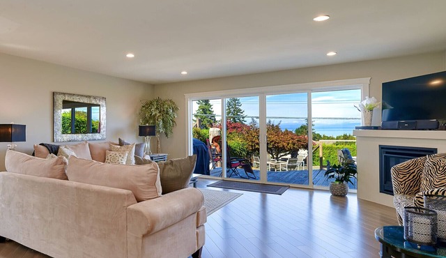 Stunning Home with a View! Walk to Village, Beach, Golf and Trails