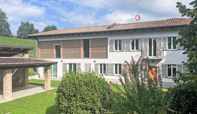 Stunning private villa with private pool, A/C, WIFI, terrace, pets allowed and panoramic view