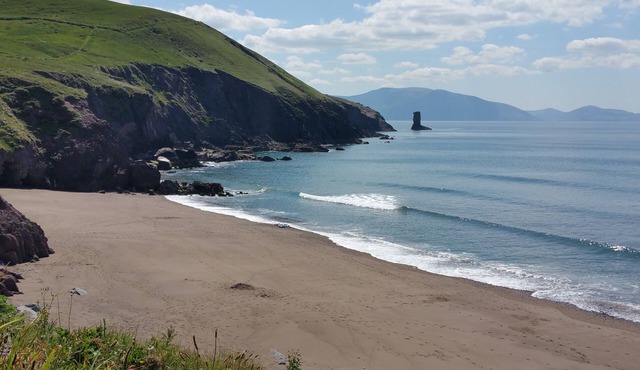 Stunning Luxury Beachside Home with Spectacular Views of Ocean & Dingle Bay!