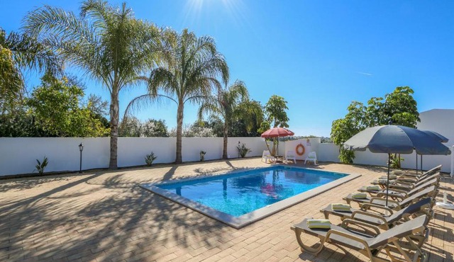 Stunning Luxury Villa Private Pool, Galé Albufeira