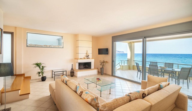 Stunning maisonette, just a few steps from the sea