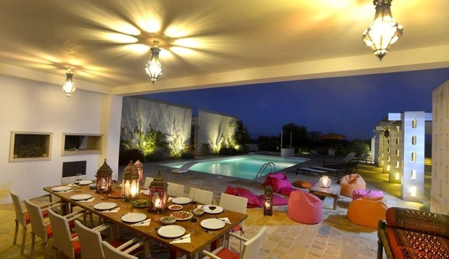 Stunning Masseria With Every Comfort, 5 Mins From Ostuni, 2 pools, air-con