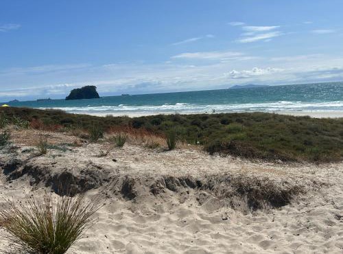 Stunning Mount beachside location