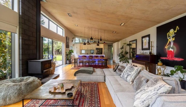 Stunning Mount Iron views in a private and secluded area