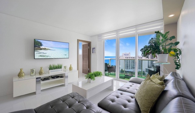 Stunning Ocean View|Steps 2 Beach|Luxe 2BR Retreat