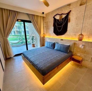 Stunning oceanfront apartment in Encuentro at The Wave