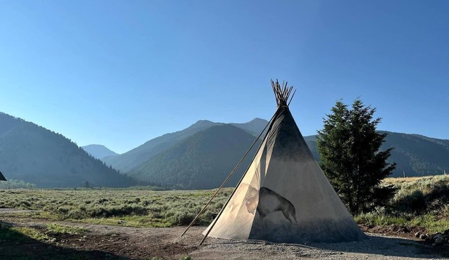 Stunning, Off-Grid Tipi near Sheep Lake and Yellowstone National Park