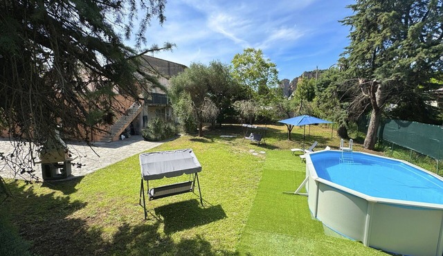 Stunning private villa for 3 guests with WIFI, private pool, A/C, close to Pisa