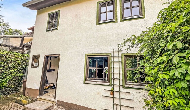 Stunning private villa for 4 people with WIFI, A/C, TV, patio and pets allowed