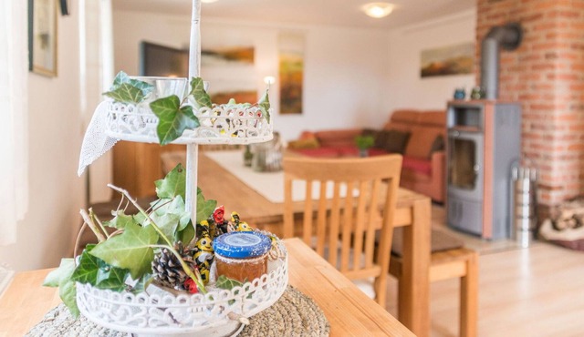Stunning private villa for 6 guests with WIFI, TV, terrace and parking