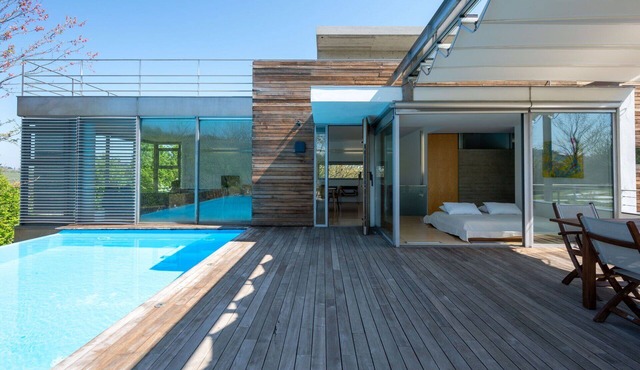 Stunning private villa with A/C, WIFI, private pool, TV, terrace, pets allowed and panoramic view