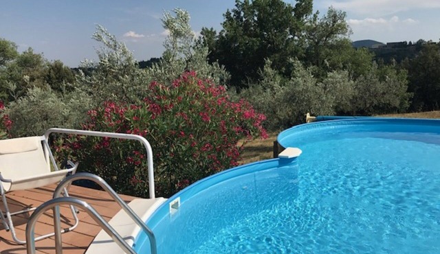 Stunning private villa with WIFI, private pool, TV, patio, pets allowed and panoramic view