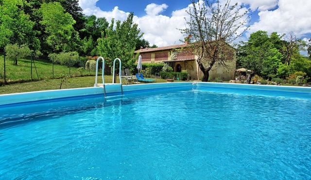 Stunning private villa for 5 guests with WIFI, private pool, A/C, TV and panoramic view