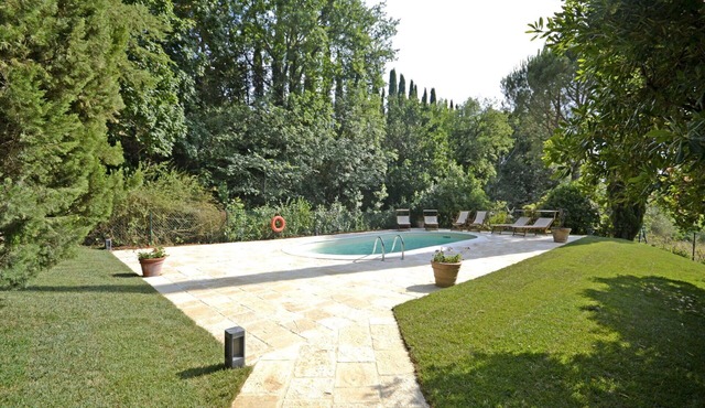 Stunning private villa with private pool, A/C, WIFI, TV, patio and panoramic view, close to Cort.