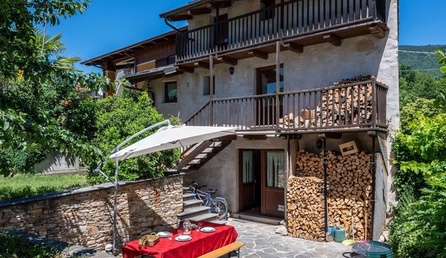 Stunning private villa for 4 guests with WIFI, TV and patio