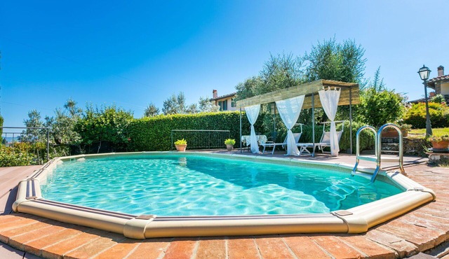 Stunning private villa for 5 guests with private pool, WIFI, TV, terrace and panoramic view
