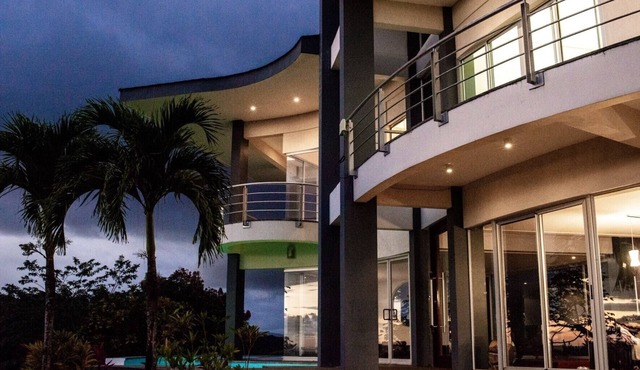 Stunning Private Villa Near Quepos