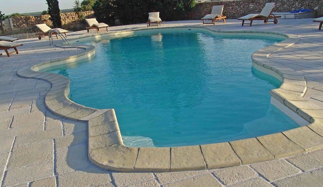 Stunning private villa for 10 people with A/C, private pool, WIFI, TV, patio and panoramic view