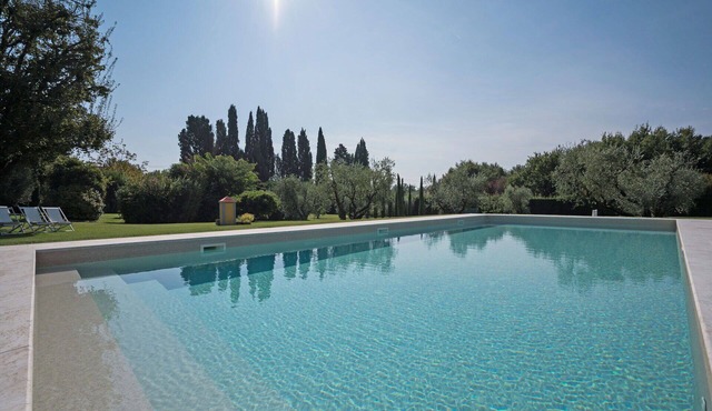 Stunning private villa for 12 people with WIFI, private pool, A/C, TV and panoramic view