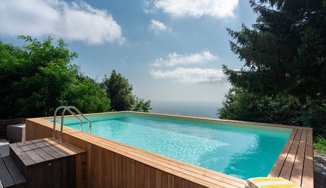 Stunning private villa with private pool, WIFI, TV, patio and panoramic view, close to Pisa
